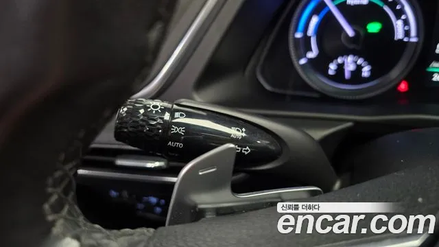 Hyundai Sonata — Фото автомобиля 27