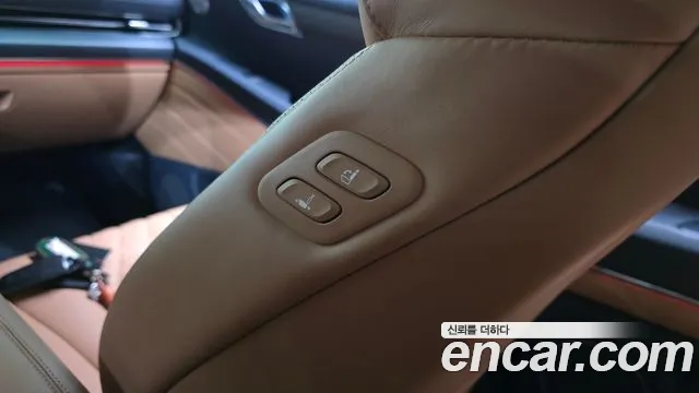 Genesis GV80 — Фото автомобиля 30