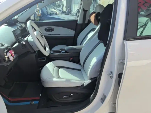 JAC Yiwei 3 — Фото автомобиля 14