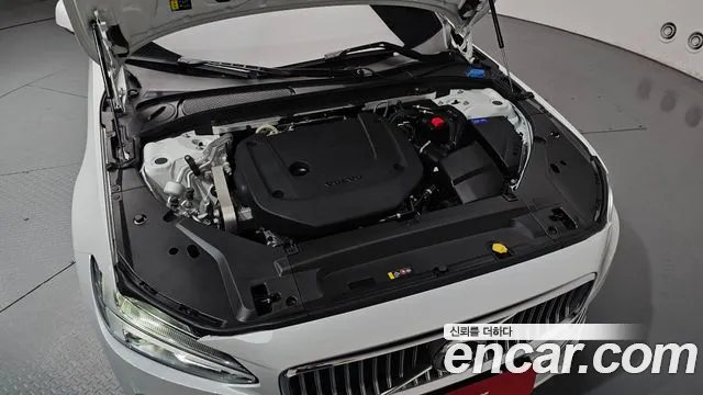 Вольво S90 — Фото автомобиля 4