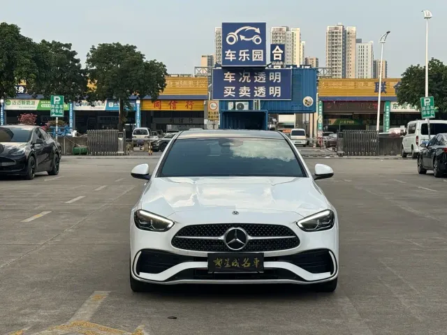 Mercedes-Benz C-Class — Фото автомобиля 2