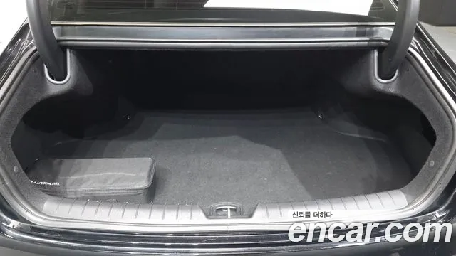 Hyundai Grandeur GN7 — Фото автомобиля 26