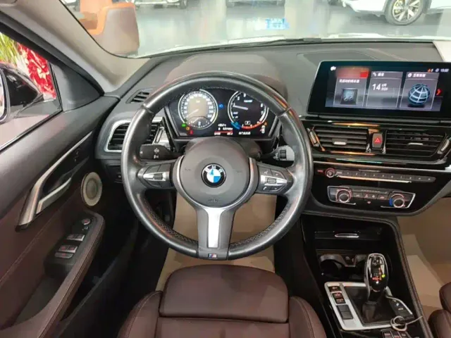 BMW 1 Series — Фото автомобиля 10