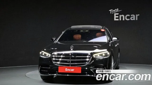 Mercedes-Benz S-Class — Фото автомобиля 2