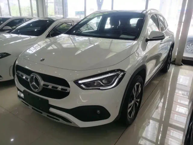Фотография автомобиля — Mercedes-Benz GLA-Class
