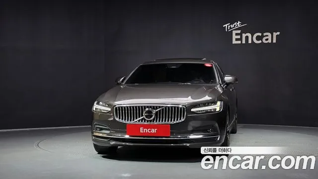 Volvo S90 — Фото автомобиля 3