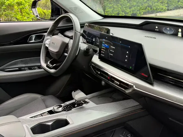 Changan Z6 — Фото автомобиля 17
