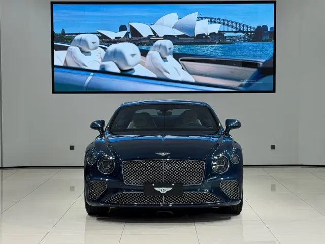 Bentley Continental — Фото автомобиля 2