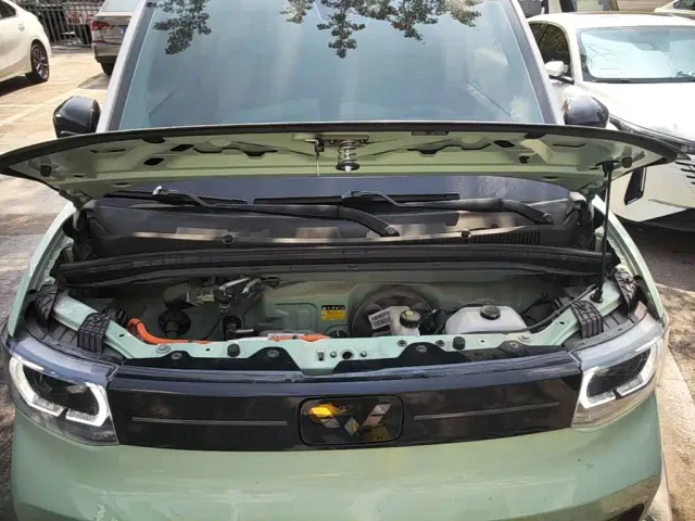 Wuling Hongguang Mini EV — Фото автомобиля 19