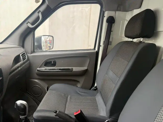 Dongfeng Yufeng Yufeng EM26 — Фото автомобиля 5
