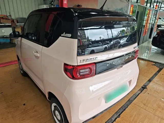 Wuling Hongguang Mini EV — Фото автомобиля 4