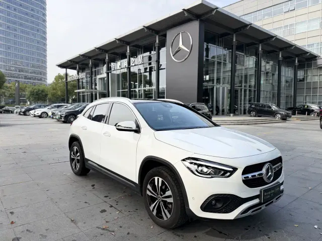 Mercedes-Benz GLA-Class — Фото автомобиля 3