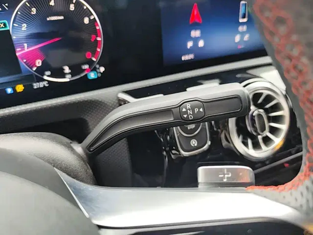 Mercedes-Benz A-Class — Фото автомобиля 13