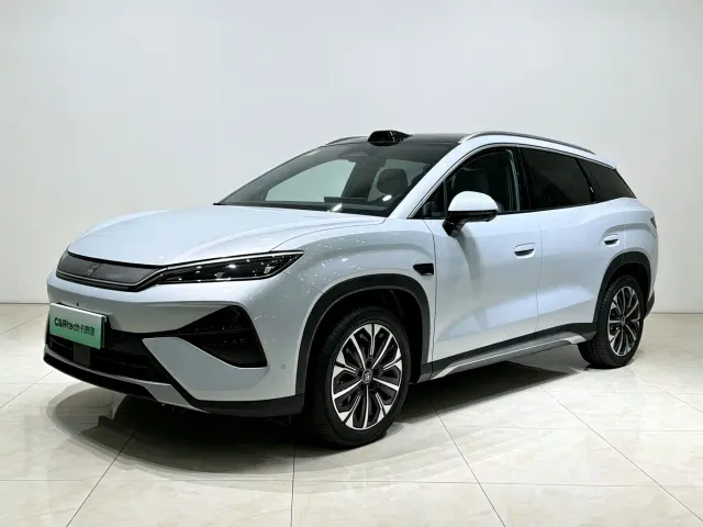 Фотография автомобиля — BYD Song Ultra