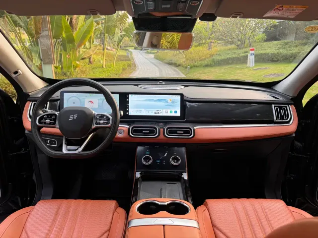 Jetour Shanhai Jetour Shanhai L7 2024 1.5T 120km ULTRA 5-seater — Фото автомобиля 5
