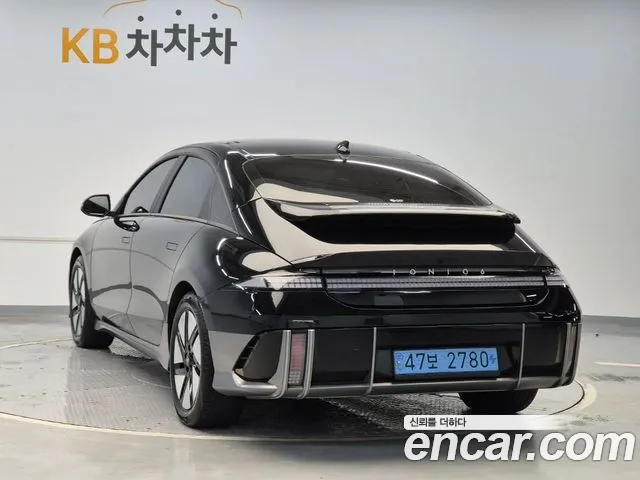 Hyundai Ioniq 6 — Фото автомобиля 2