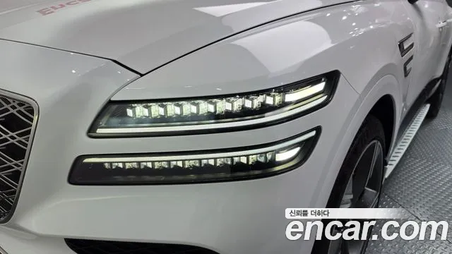 Genesis GV80 — Фото автомобиля 7