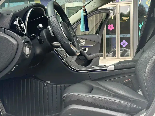 Mercedes-Benz C-Class — Фото автомобиля 6