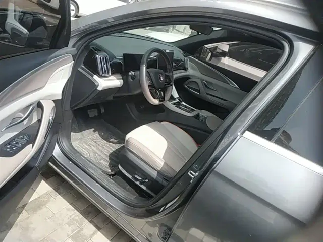 BYD Song Pro — Фото автомобиля 15