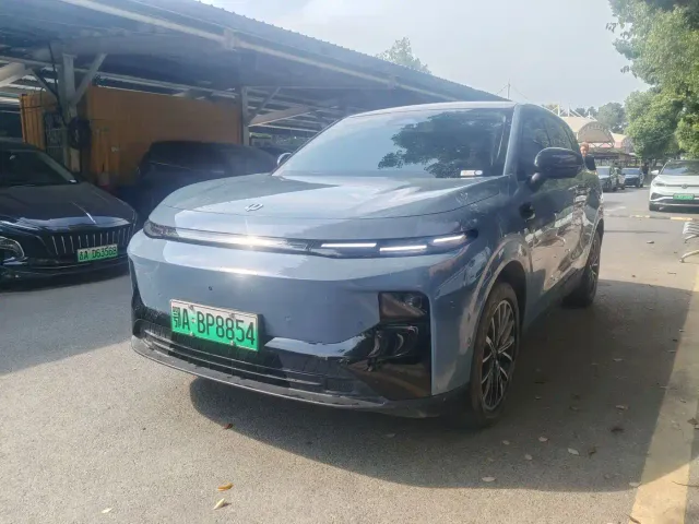 Фотография автомобиля — Leapmotor B10