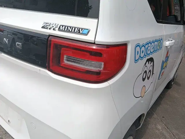 Wuling Hongguang Mini EV — Фото автомобиля 7