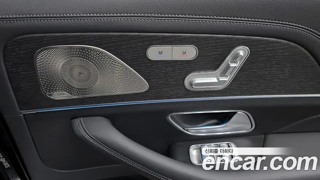 Mercedes-Benz GLS-Class — Фото автомобиля 19
