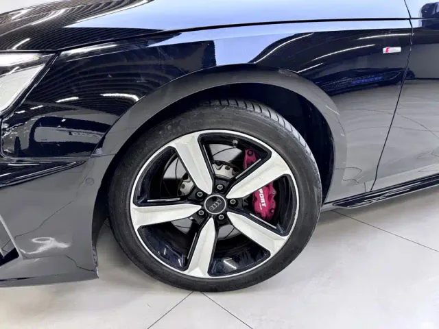 Audi A4 — Фото автомобиля 18