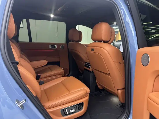 Li Auto L9 — Фото автомобиля 7