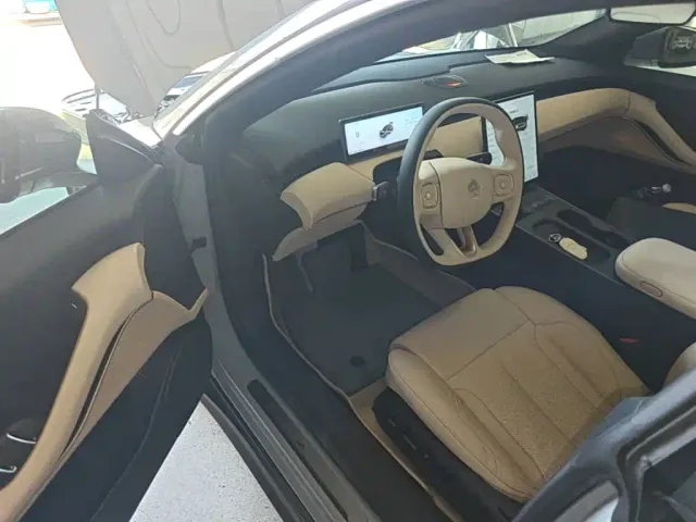 Nio ET5 Touring — Фото автомобиля 20