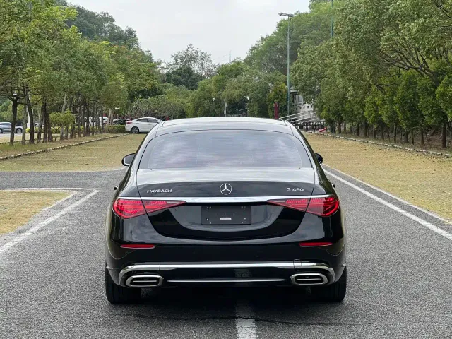 Mercedes-Benz Maybach S-Class — Фото автомобиля 8