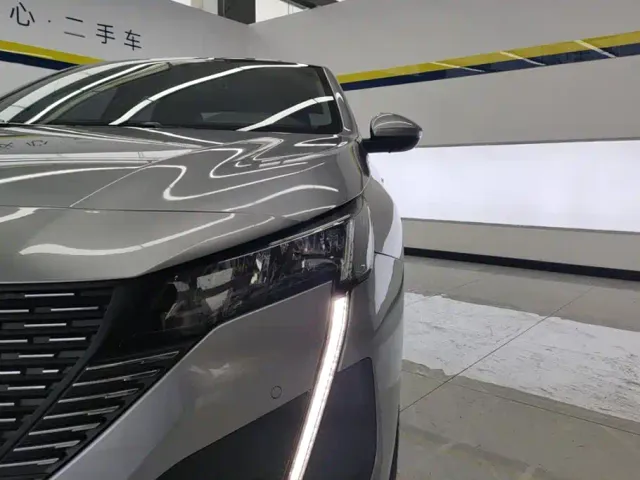 Peugeot 408 — Фото автомобиля 5