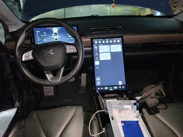 Xpeng P5 — Фото автомобиля 10