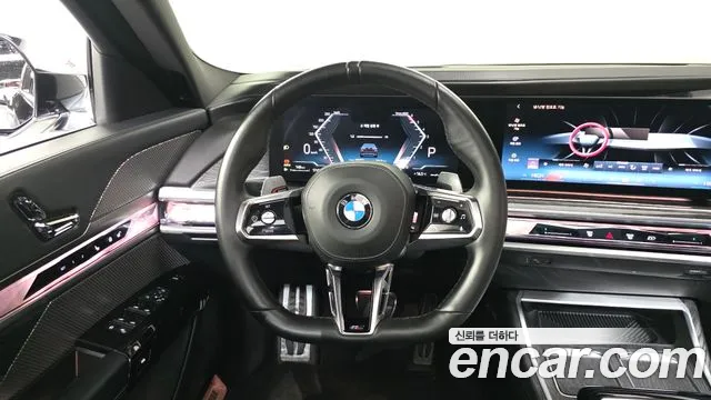 BMW 7-Series — Фото автомобиля 13