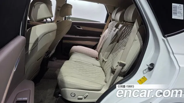 Genesis GV80 — Фото автомобиля 17