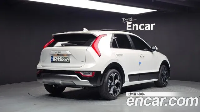 Kia Niro The All New Niro — Фото автомобиля 2