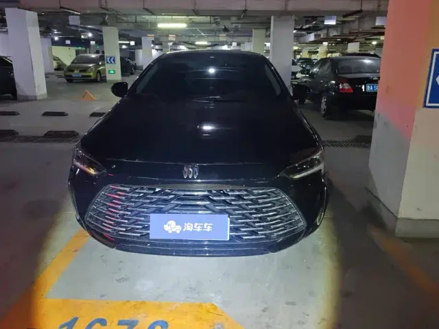 Buick Regal — Фото автомобиля 2