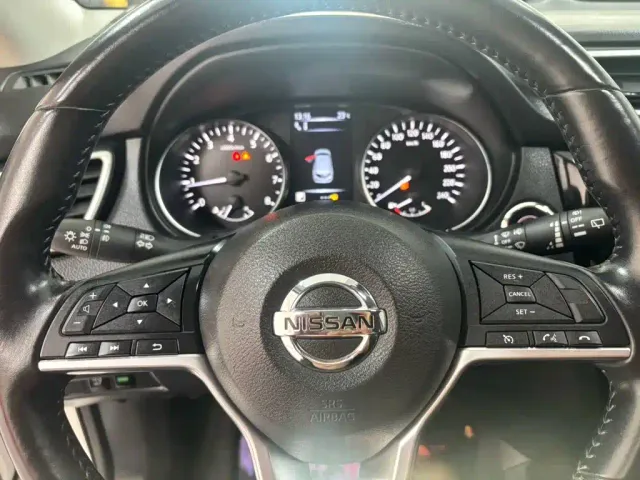 Nissan Qashqai — Фото автомобиля 8