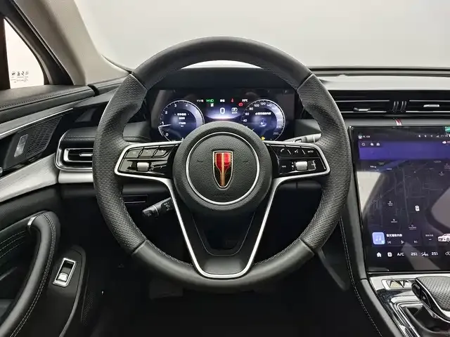 Hongqi H5 — Фото автомобиля 10