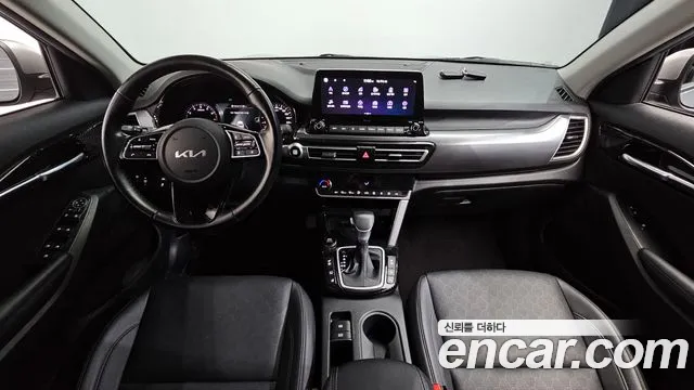 Kia Seltos — Фото автомобиля 7