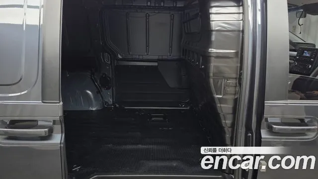 Hyundai Staria Staria Карго 3 места — Фото автомобиля 26
