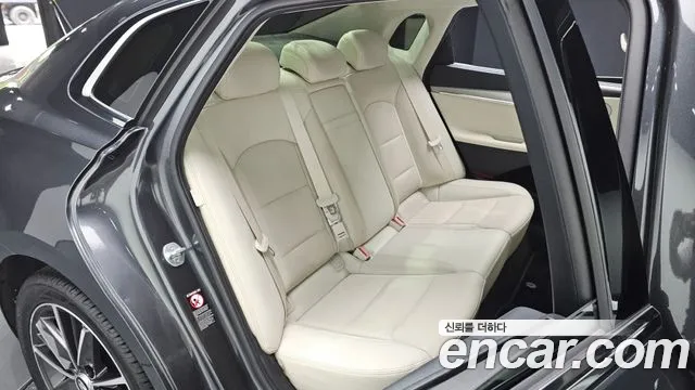 Hyundai Grandeur Новый Grandeur IG — Фото автомобиля 10