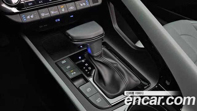 Hyundai Avante CN7 — Фото автомобиля 12