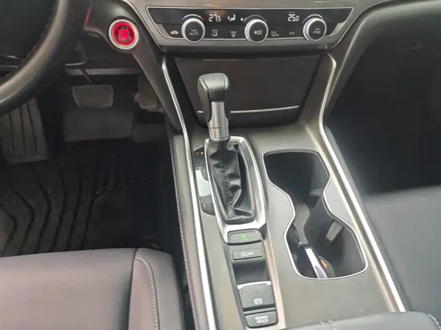 Honda Accord — Фото автомобиля 13