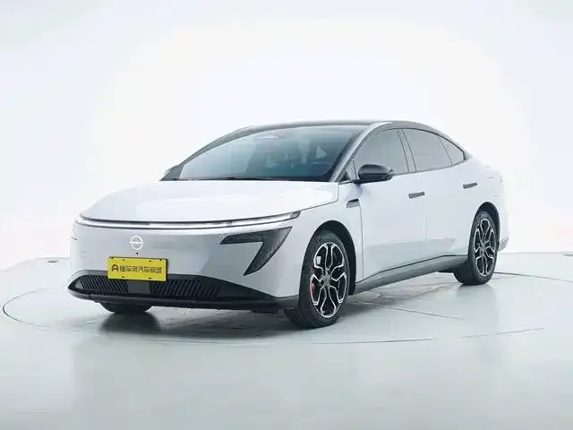 Nissan N7 — Фото автомобиля 7