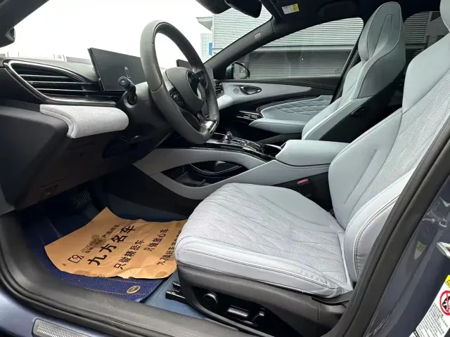 BYD Seal — Фото автомобиля 9