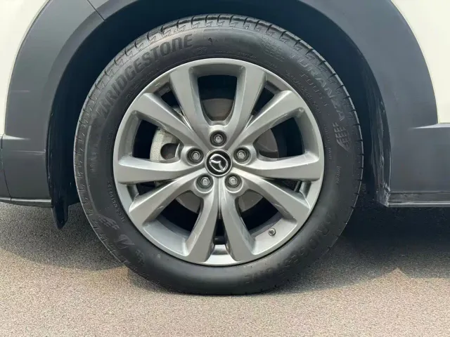 Mazda CX-30 — Фото автомобиля 18