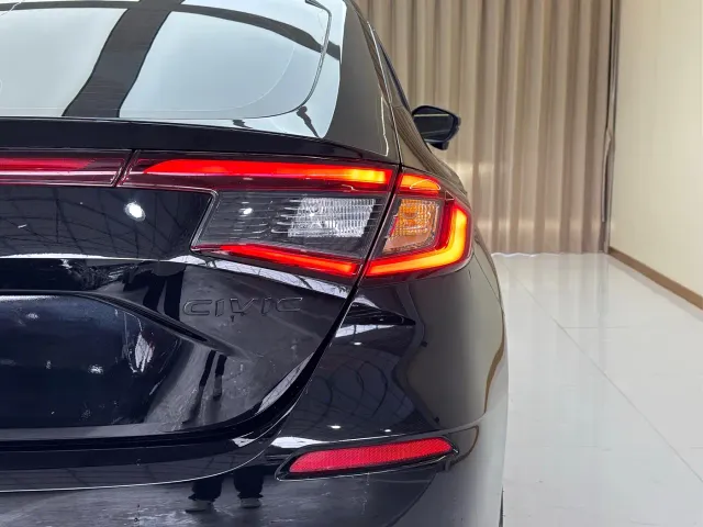 Honda Civic — Фото автомобиля 25