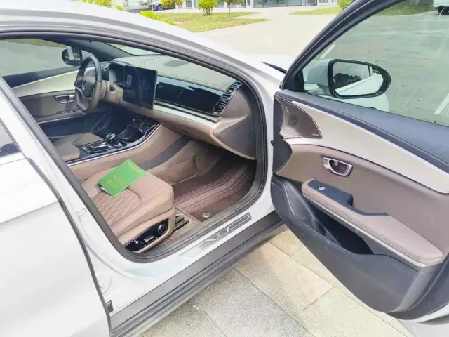 BYD Han — Фото автомобиля 13