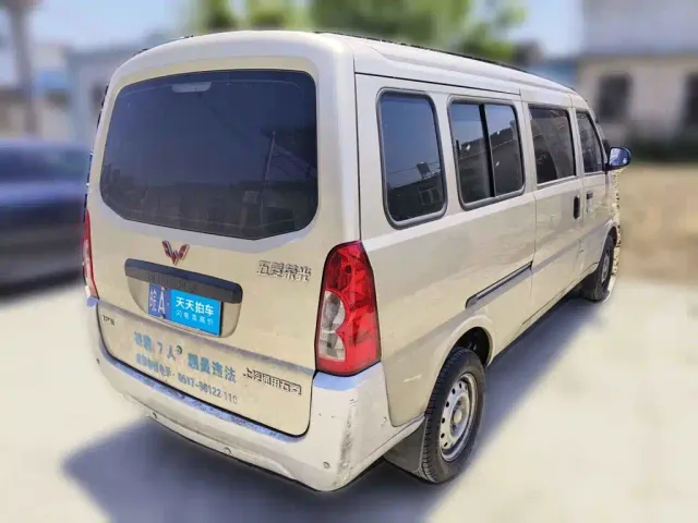 Wuling Rongguang — Фото автомобиля 2