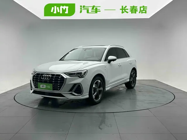 Фотография автомобиля — Audi Q3